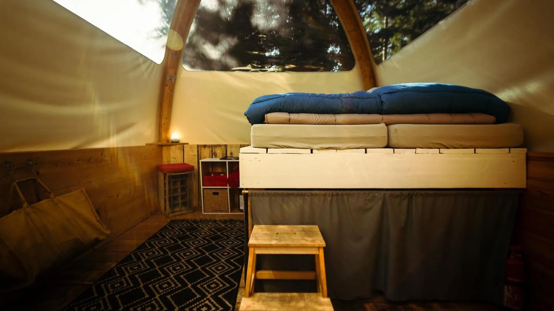 Nuit Insolite En Eco-Bivouac A 20Min D'Annecy