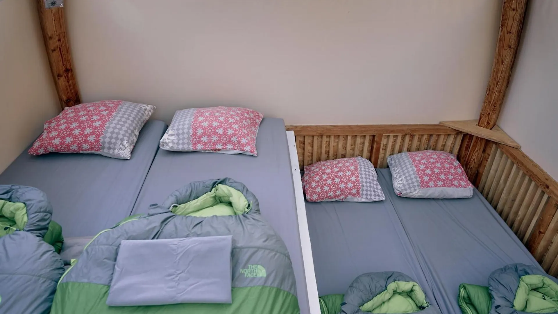 Nuit Insolite En Eco-Bivouac A 20Min D'Annecy France