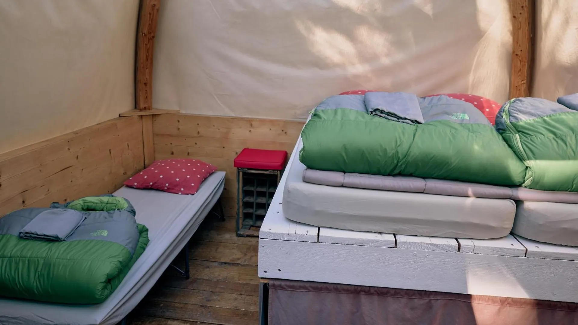 Luxury tent Nuit Insolite En Eco-Bivouac A 20Min D'Annecy