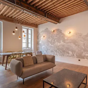 Spacious Rated 4 Stars In The Heart Of The Old Town Annecy