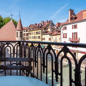 Du Palais De L'isle Annecy